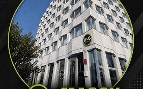 B&B Hotel Massy Gare Tgv